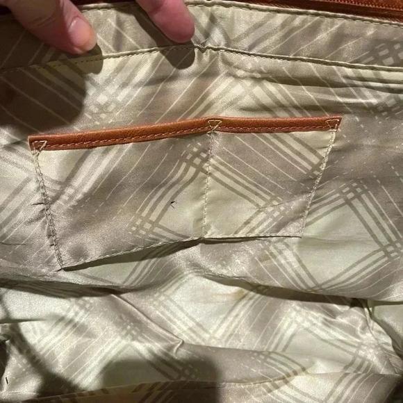 London Fog cognac faux leather tote bag large - Picture 11 of 12